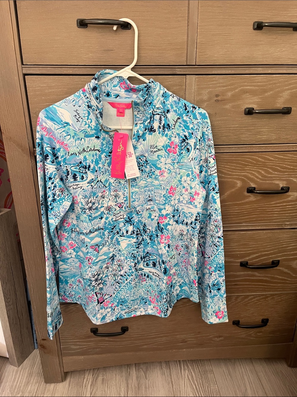Lilly Pulitzer Blue & Pink Scenic Print Quarter-Zip Pullover